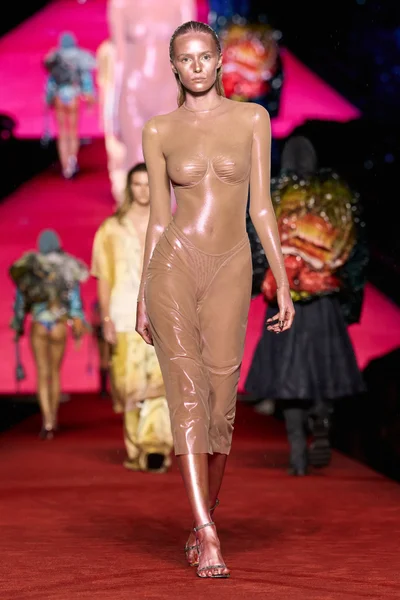 Look 65